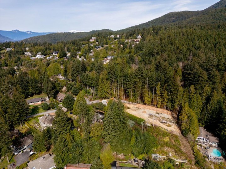 Photo 15 at 4412 Woodpark Road, Cypress Park Estates, West Vancouver