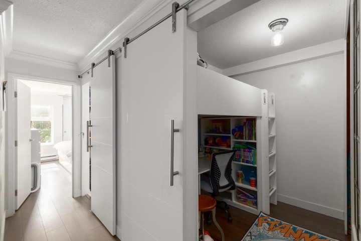 Photo 14 at 304 - 1352 W 10th Avenue, Fairview VW, Vancouver West