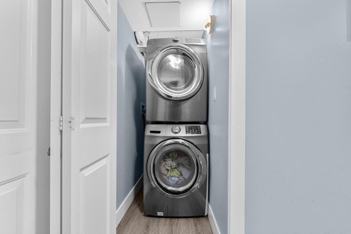 Photo 18 at 211 - 5818 Lincoln Street, Killarney VE, Vancouver East