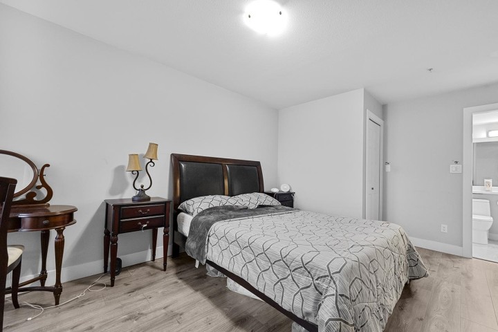 Photo 15 at 211 - 5818 Lincoln Street, Killarney VE, Vancouver East