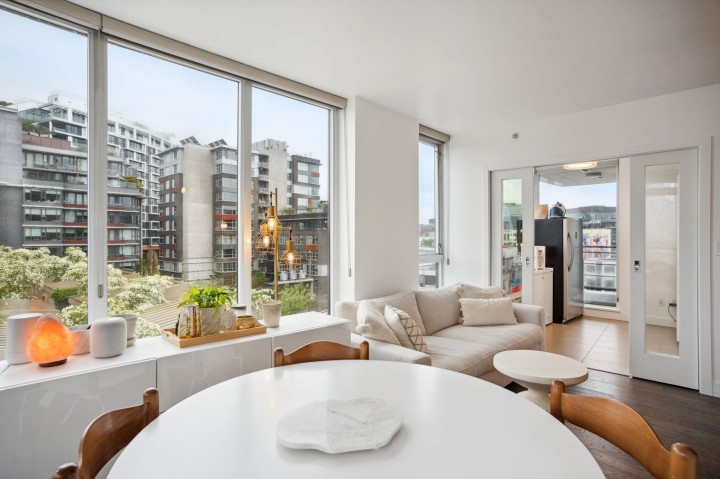 Photo 2 at 707 - 288 W 1st Avenue, False Creek, Vancouver West
