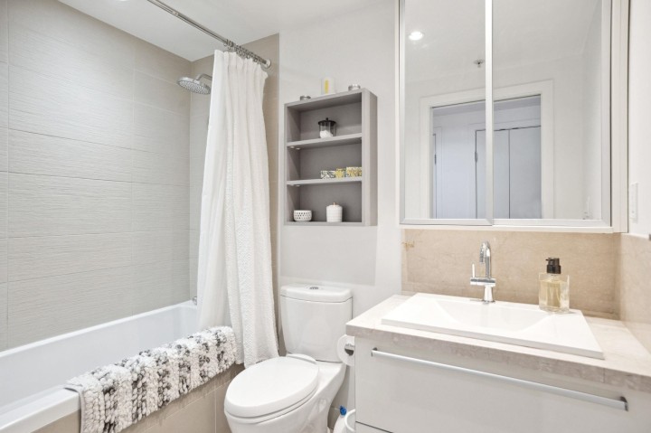 Photo 16 at 707 - 288 W 1st Avenue, False Creek, Vancouver West