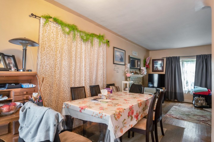 Photo 7 at 5454 Melbourne Street, Collingwood VE, Vancouver East