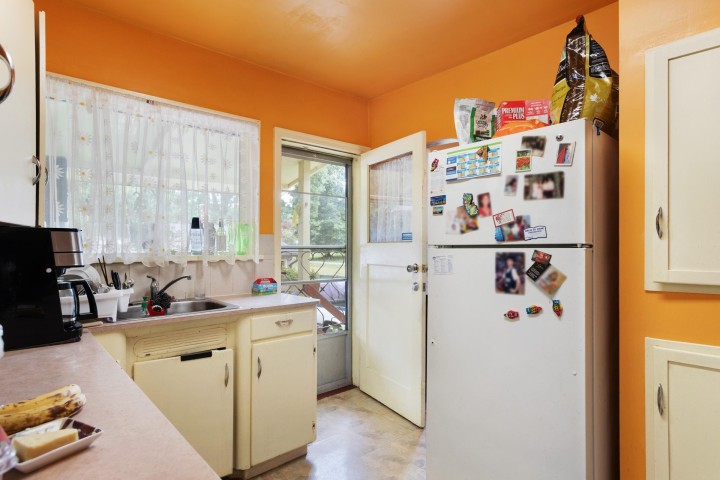 Photo 5 at 5454 Melbourne Street, Collingwood VE, Vancouver East