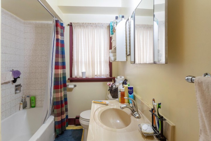 Photo 11 at 5454 Melbourne Street, Collingwood VE, Vancouver East