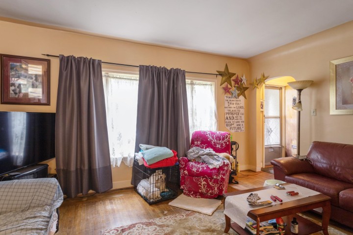 Photo 4 at 5454 Melbourne Street, Collingwood VE, Vancouver East