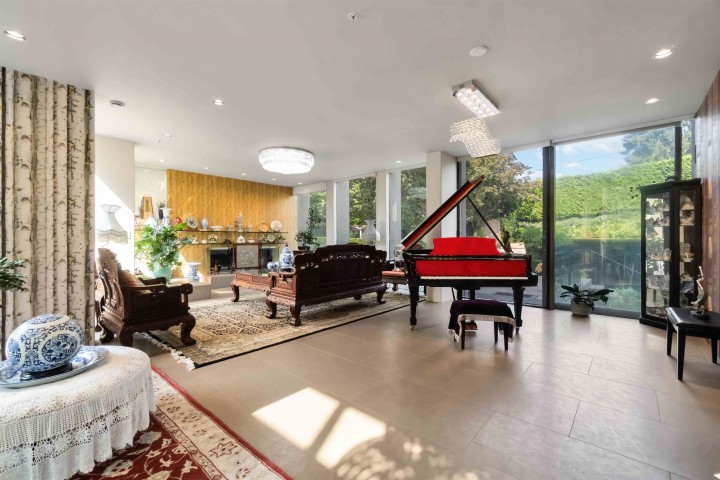 Photo 7 at 1919 W 57th Avenue, S.W. Marine, Vancouver West