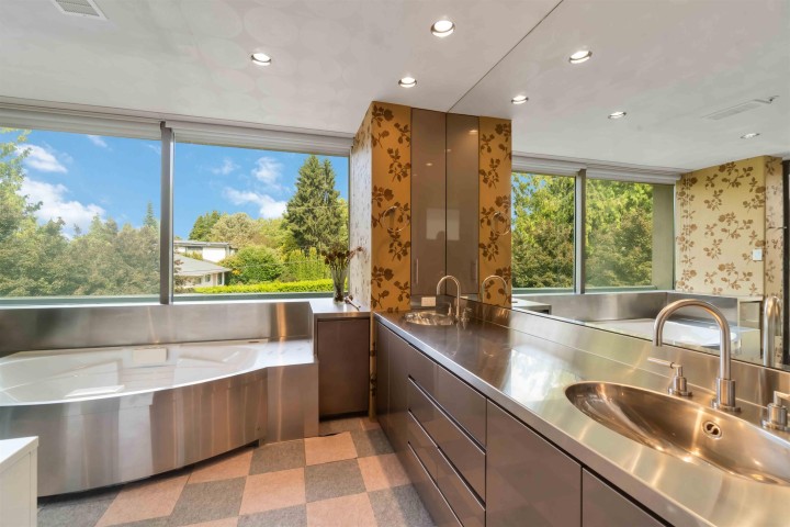 Photo 20 at 1919 W 57th Avenue, S.W. Marine, Vancouver West