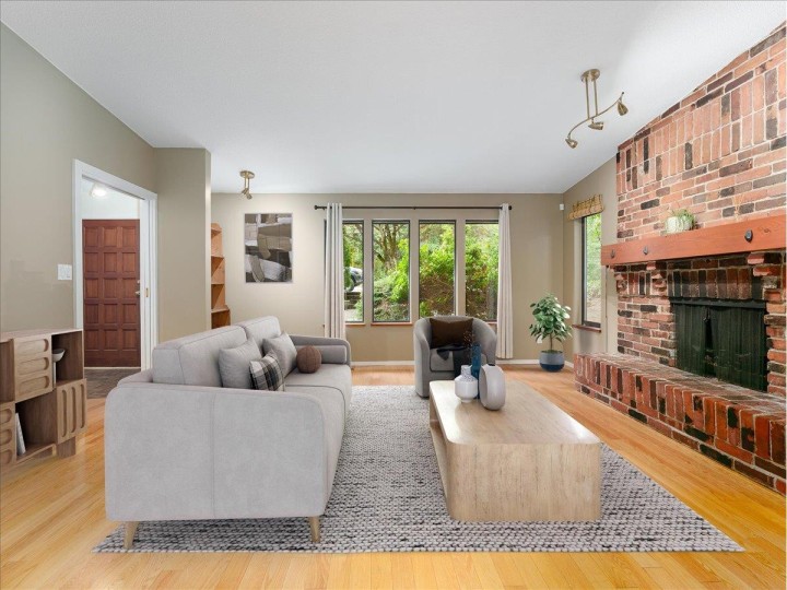 Photo 12 at 277 E Braemar Road, Upper Lonsdale, North Vancouver