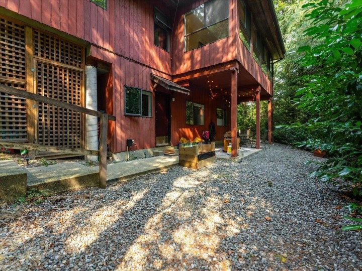 Photo 34 at 277 E Braemar Road, Upper Lonsdale, North Vancouver