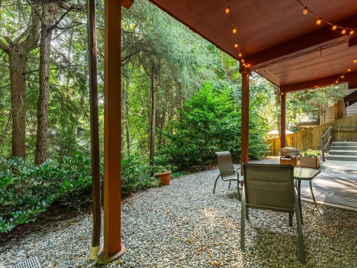 Photo 33 at 277 E Braemar Road, Upper Lonsdale, North Vancouver