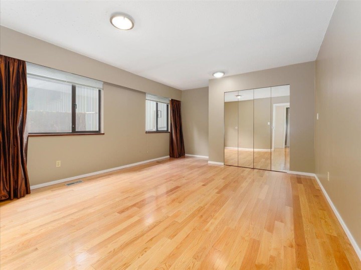 Photo 18 at 277 E Braemar Road, Upper Lonsdale, North Vancouver