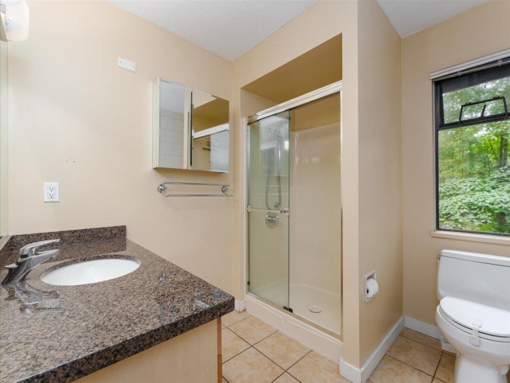 Photo 15 at 277 E Braemar Road, Upper Lonsdale, North Vancouver