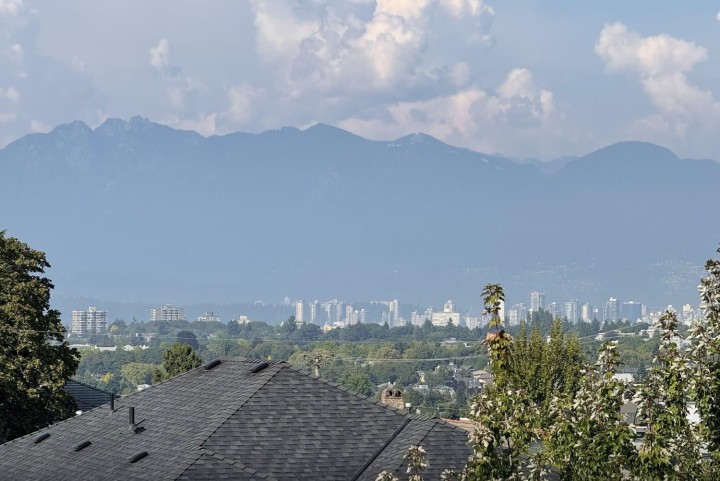 Photo 26 at 2930 W 29th Avenue, MacKenzie Heights, Vancouver West