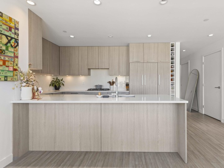 Photo 13 at 312 - 747 E 3rd Street, Queensbury, North Vancouver