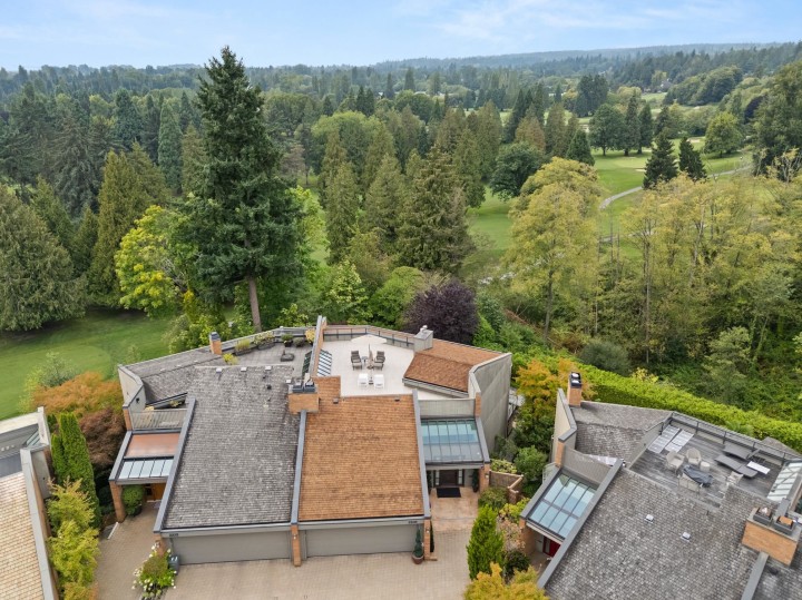 Photo 2 at 2236 Yewbrook Place, Southlands, Vancouver West