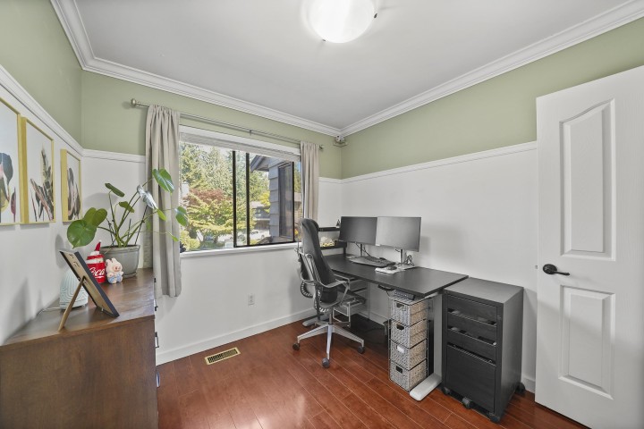 Photo 27 at 49 - 1910 Cedar Village Crescent, Westlynn, North Vancouver