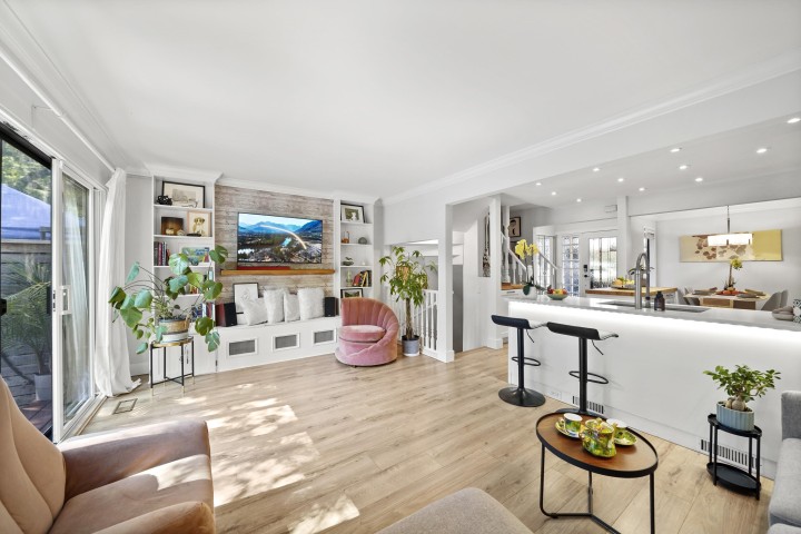 Photo 1 at 49 - 1910 Cedar Village Crescent, Westlynn, North Vancouver