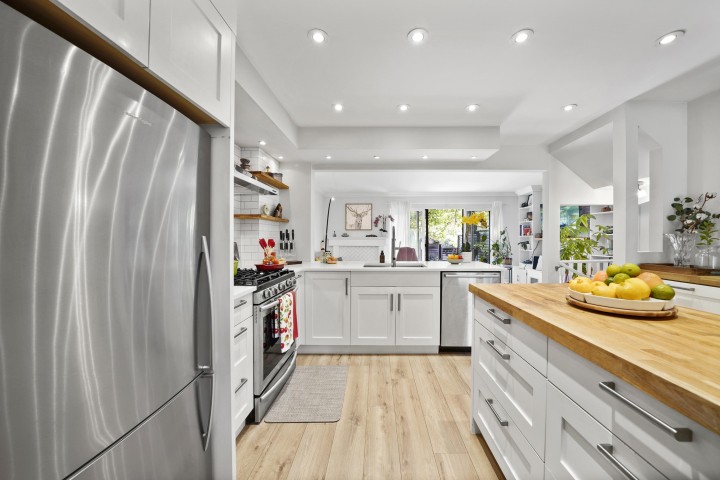 Photo 9 at 49 - 1910 Cedar Village Crescent, Westlynn, North Vancouver