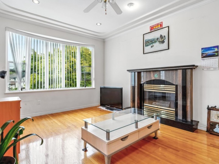 Photo 3 at 3056 Adanac Street, Renfrew VE, Vancouver East