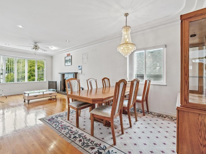 Photo 4 at 3056 Adanac Street, Renfrew VE, Vancouver East