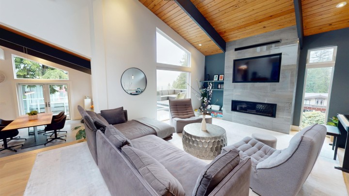 Photo 2 at 4062 Norwood Avenue, Upper Delbrook, North Vancouver