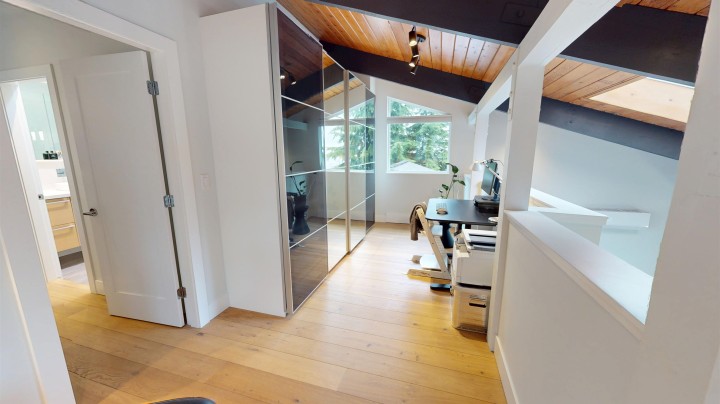 Photo 11 at 4062 Norwood Avenue, Upper Delbrook, North Vancouver