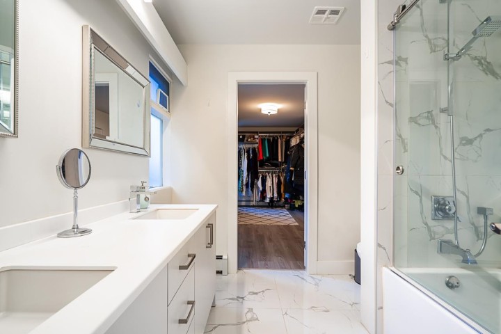 Photo 20 at 1555 Lawson Avenue, Ambleside, West Vancouver