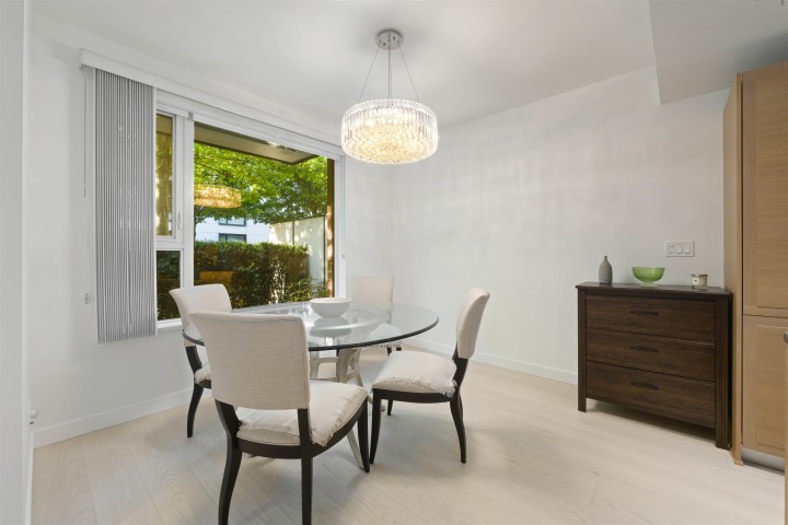 Photo 6 at 1512 Atlas Lane, South Granville, Vancouver West