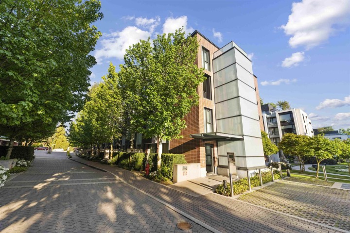 Photo 3 at 1512 Atlas Lane, South Granville, Vancouver West