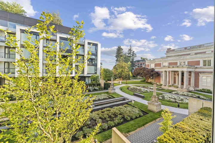 Photo 28 at 1512 Atlas Lane, South Granville, Vancouver West