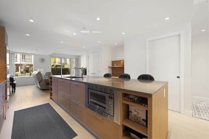 Photo 9 at 1512 Atlas Lane, South Granville, Vancouver West