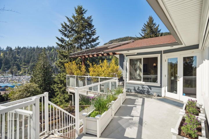 Photo 17 at 5755 Telegraph Trail, Eagle Harbour, West Vancouver