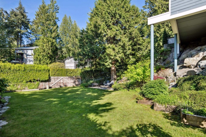 Photo 22 at 5755 Telegraph Trail, Eagle Harbour, West Vancouver