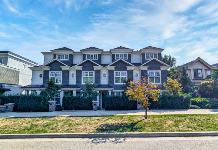 Photo 2 at 276 W 62nd Avenue, Marpole, Vancouver West