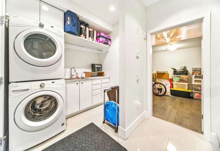 Photo 16 at 276 W 62nd Avenue, Marpole, Vancouver West