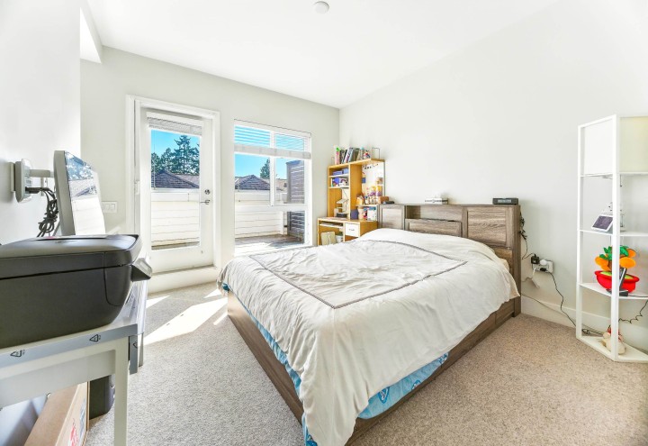 Photo 12 at 276 W 62nd Avenue, Marpole, Vancouver West