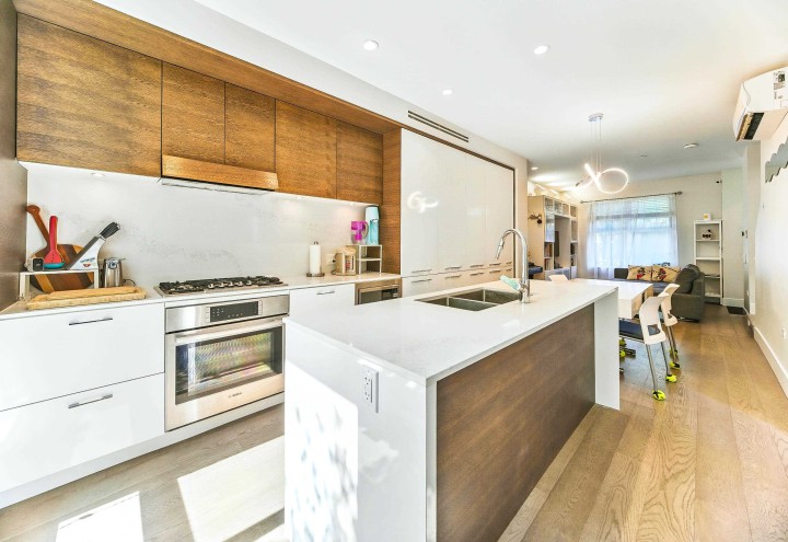 Photo 7 at 276 W 62nd Avenue, Marpole, Vancouver West