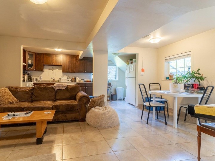 Photo 22 at 3347 W 8th Avenue, Kitsilano, Vancouver West