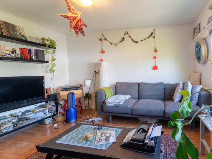 Photo 9 at 3347 W 8th Avenue, Kitsilano, Vancouver West