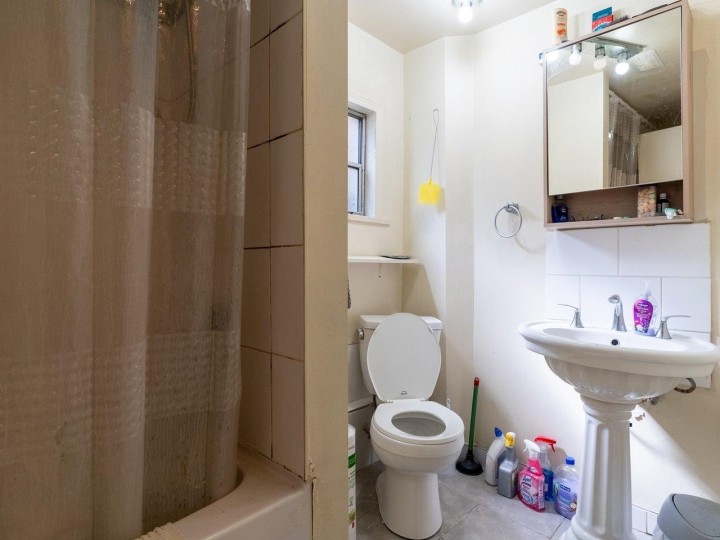 Photo 29 at 3347 W 8th Avenue, Kitsilano, Vancouver West