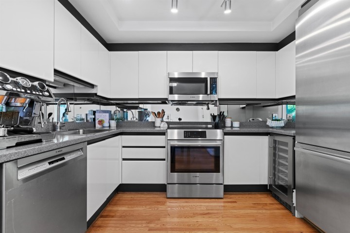 Photo 17 at 102 - 2128 W 43rd Avenue, Kerrisdale, Vancouver West