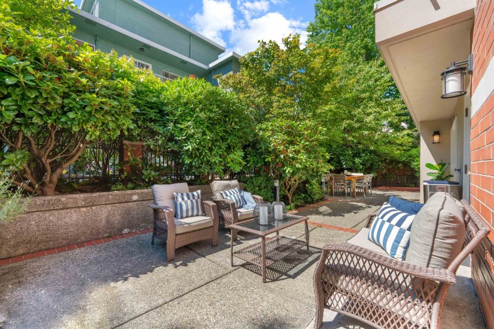 Photo 7 at 102 - 2128 W 43rd Avenue, Kerrisdale, Vancouver West