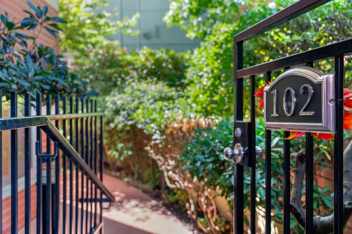 Photo 1 at 102 - 2128 W 43rd Avenue, Kerrisdale, Vancouver West
