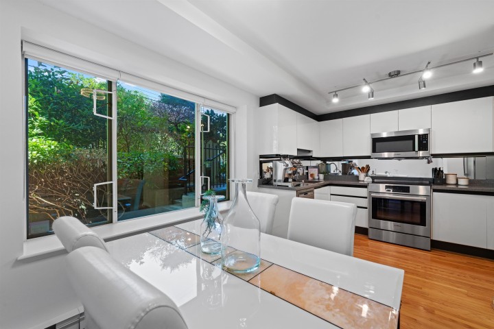 Photo 18 at 102 - 2128 W 43rd Avenue, Kerrisdale, Vancouver West