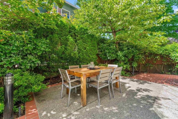 Photo 4 at 102 - 2128 W 43rd Avenue, Kerrisdale, Vancouver West