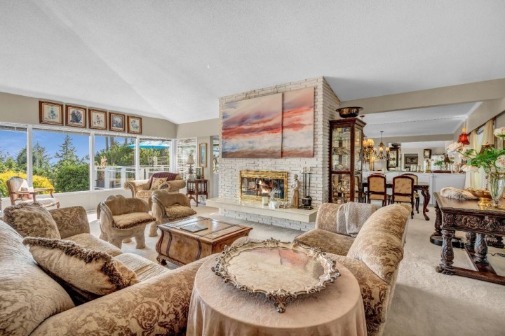 Photo 7 at 4415 Woodcrest Road, Cypress Park Estates, West Vancouver