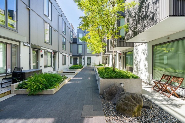 Photo 18 at 5 - 531 E 16th Avenue, Mount Pleasant VE, Vancouver East