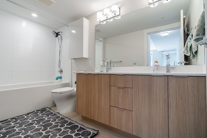 Photo 15 at 5 - 531 E 16th Avenue, Mount Pleasant VE, Vancouver East