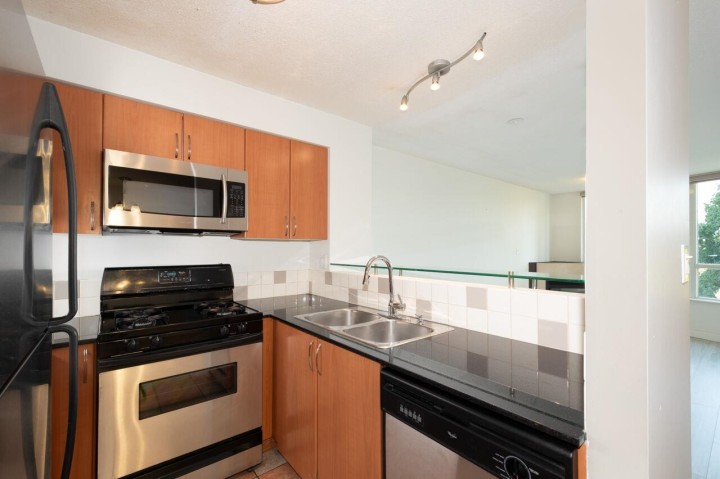 Photo 17 at 209 - 63 Keefer Place, Downtown VW, Vancouver West